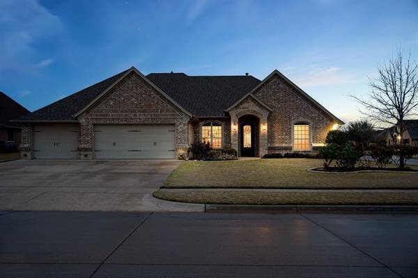 Granbury, TX 76049,400 River Bank Lane