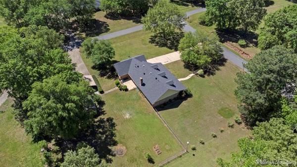 7451 Flatwood Drive, Greenwood, LA 71033