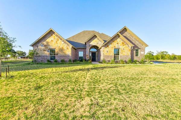 294 County Road 3386, Paradise, TX 76073