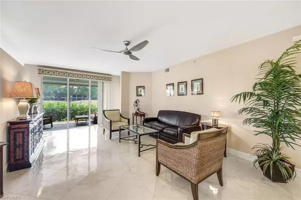 Naples, FL 34119,640 LALIQUE CIR 401