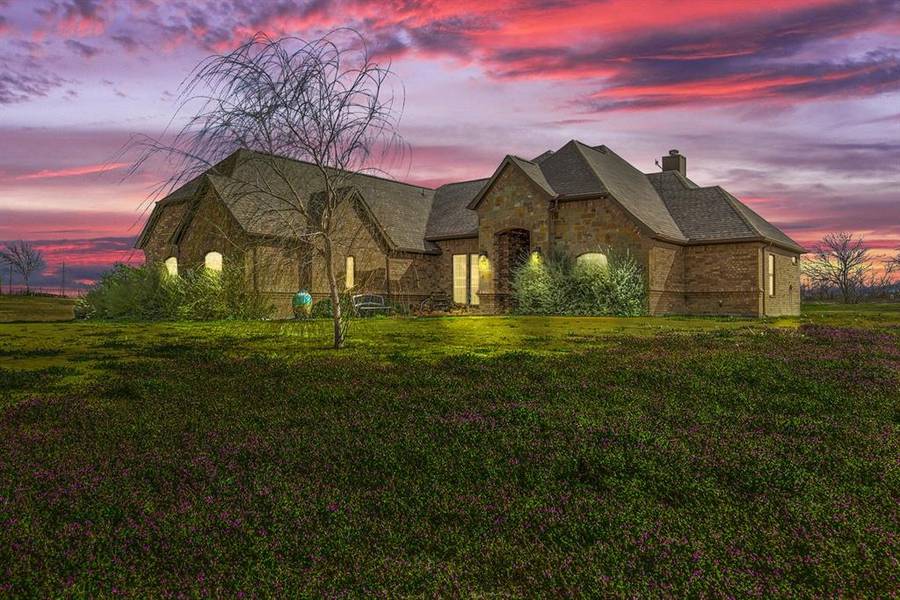 132 Churchill Circle, Weatherford, TX 76085