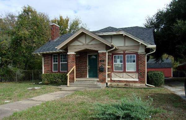 2221 Walnut Street, Greenville, TX 75401