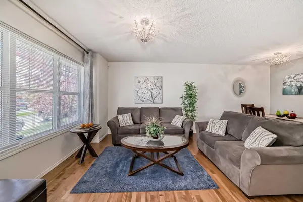 Calgary, AB T2Y 0B2,233 Eversyde BLVD SW