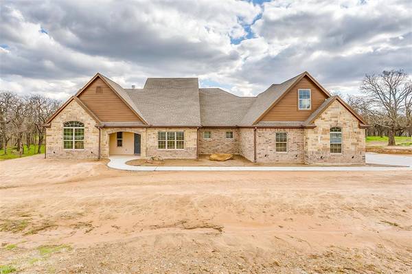 136 Lazy Creek Crossing, Brock, TX 76087