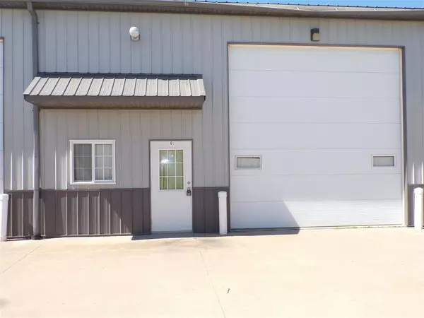 1091 Evans Ave #Unit 8, West Liberty, IA 52776