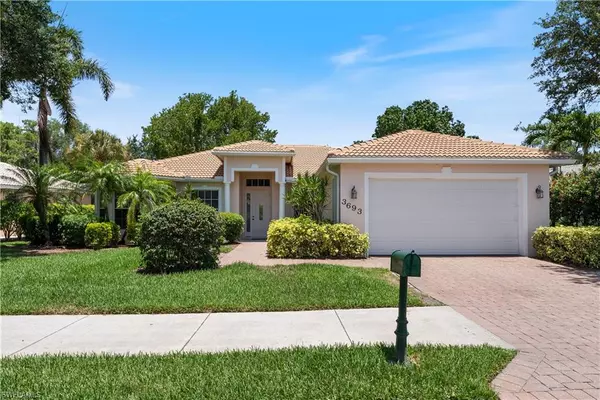 3693 Recreation LN, Naples, FL 34116