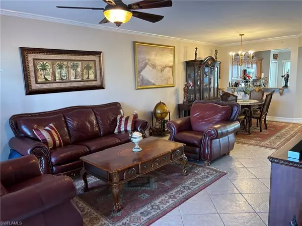 Naples, FL 34104,7846 Regal Heron CIR 203