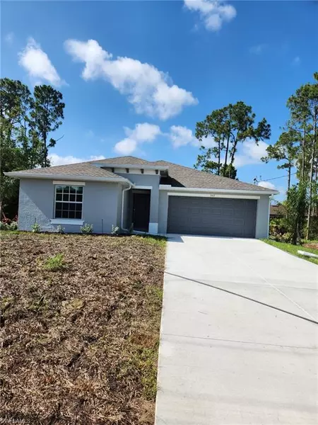 3417 23rd ST SW, Lehigh Acres, FL 33976