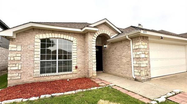 633 Fox Run Trail, Saginaw, TX 76179