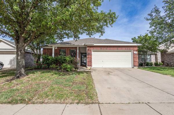 13220 Elmhurst Drive, Fort Worth, TX 76244