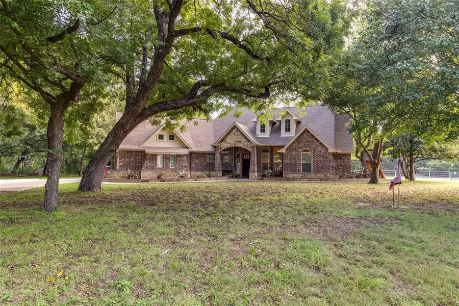 120 Tusk Court, Weatherford, TX 76085