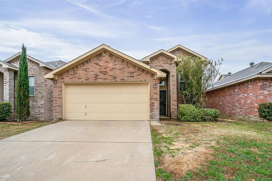 9929 Ironhorse Drive, Dallas, TX 75227