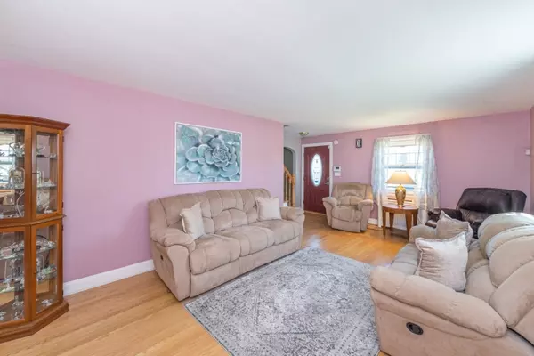 Clifton City, NJ 07013,35 Saint James Pl