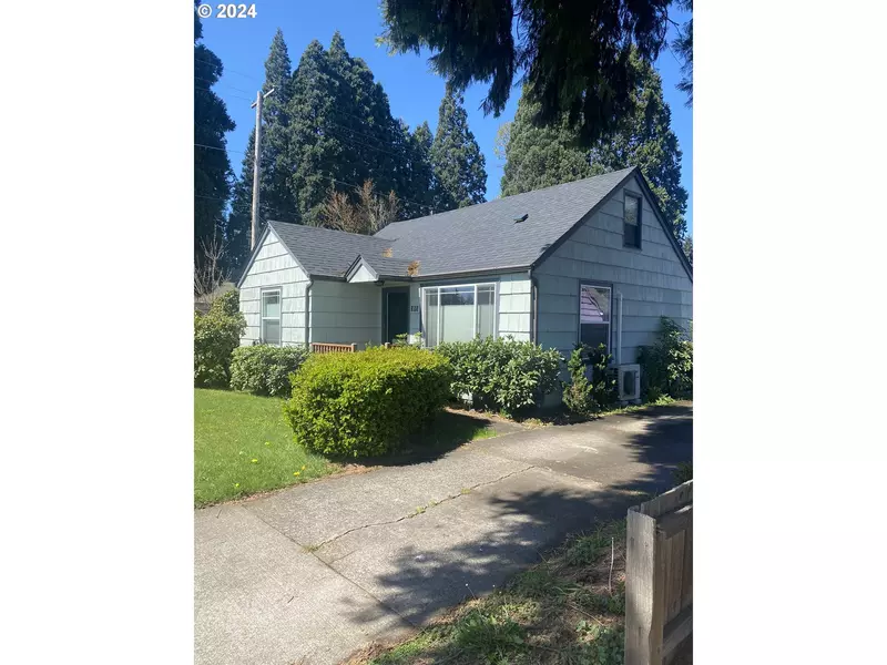 395 IRVING RD, Eugene, OR 97404