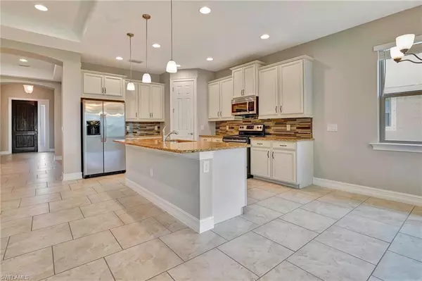 Naples, FL 34110,16321 Aberdeen WAY