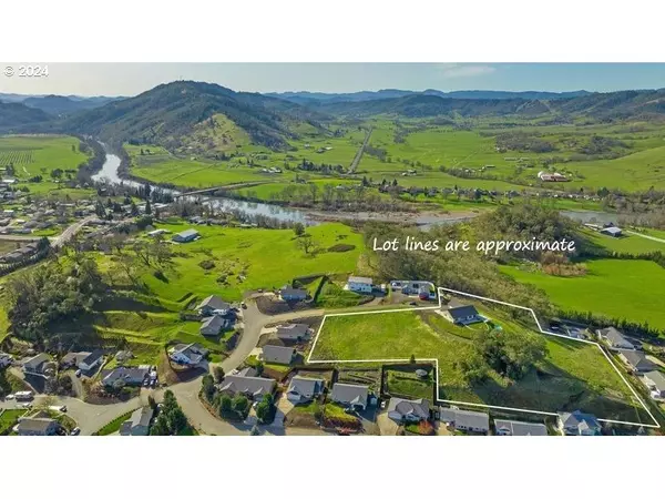 Roseburg, OR 97471,225 STONE RIDGE CT