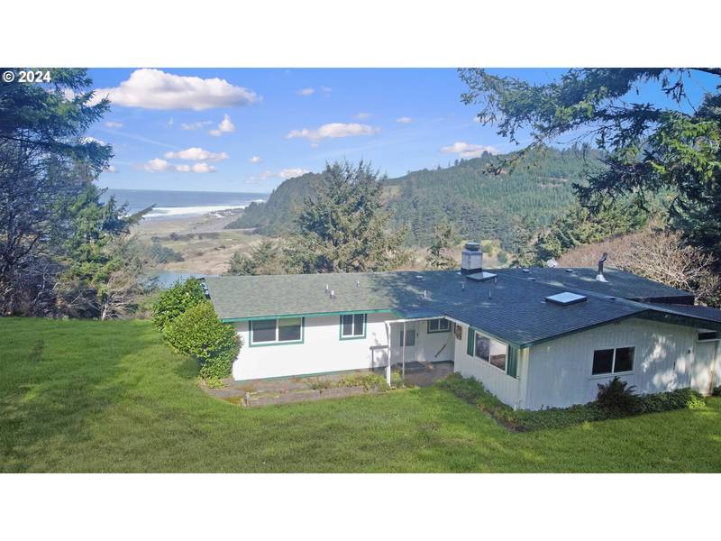 28693 NAUTICAL WAY, Gold Beach, OR 97444