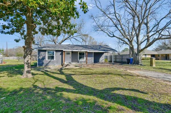 Denison, TX 75020,2529 Loy Lake Road