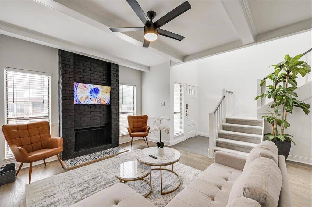 460 Josephine Street,  Dallas,  TX 75246