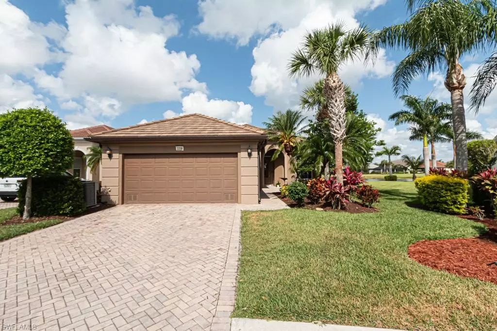 Naples, FL 34120,2258 Heydon CIR W