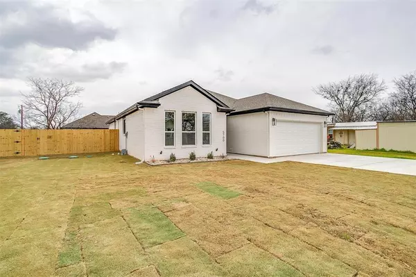 Granbury, TX 76048,5700 Belaire Circle