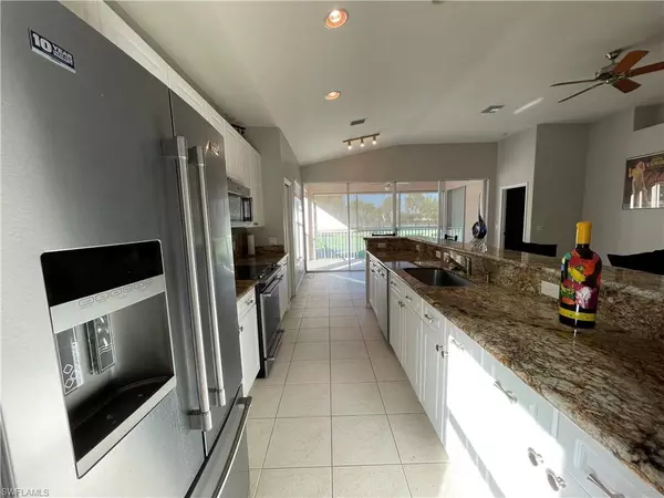 Naples, FL 34119,1945 Crestview WAY 168