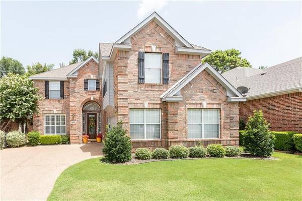 5007 Toftrees Drive,  Arlington,  TX 76016