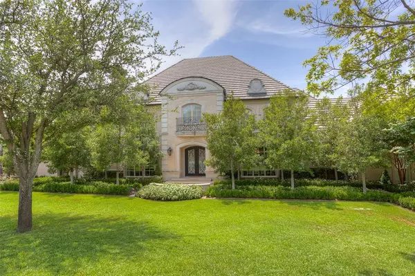 6221 Indian Creek Drive, Westover Hills, TX 76107