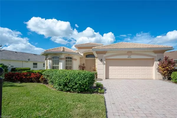 Naples, FL 34112,4905 Sedgewood LN