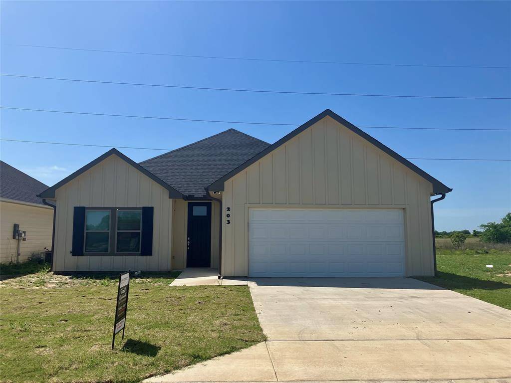 Mabank, TX 75147,203 Preston Circle