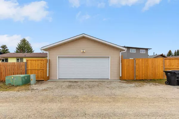 Calgary, AB T3K 1K7,228 Beddington CIR NE