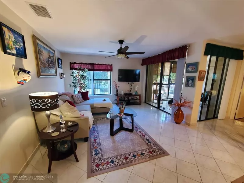 4768 NW 22nd St  #42118, Coconut Creek, FL 33063