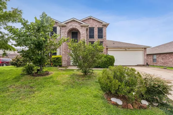 1201 Halifax Lane, Forney, TX 75126