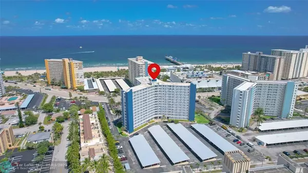 Pompano Beach, FL 33062,301 N Ocean Blvd  #402