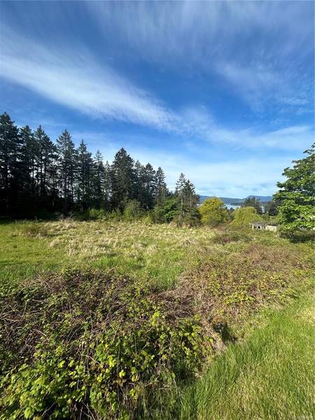 1214 Paisley Rd, Pender Island, BC V0N 2M1