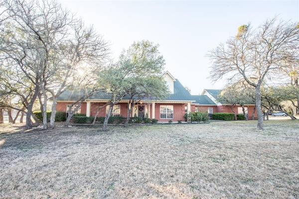 Hudson Oaks, TX 76087,213 South Fork Drive