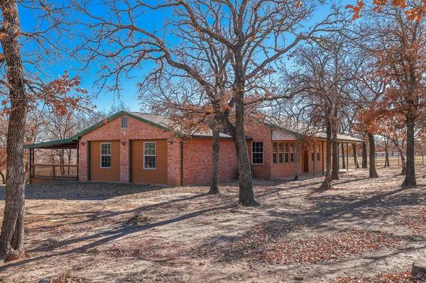 1382 County Road 3855, Poolville, TX 76487