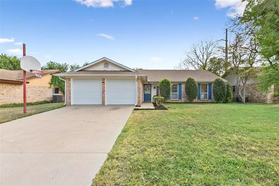 503 Glenleigh Drive, Hewitt, TX 76643