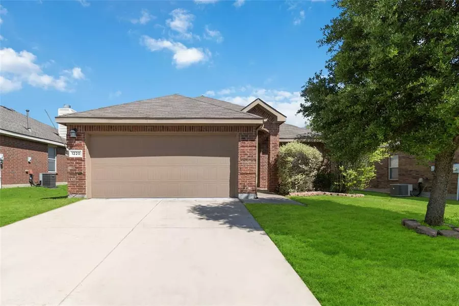 1220 Artesia Drive, Fort Worth, TX 76052