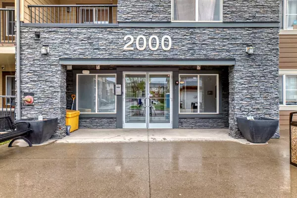 Calgary, AB T2Z 2B9,81 Legacy BLVD SE #2325