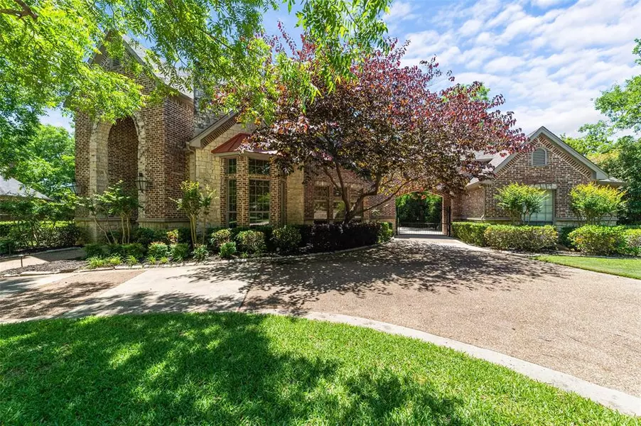 1401 Vino Blanc Court, Southlake, TX 76092