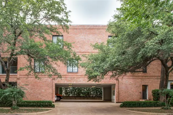 3905 Gilbert Avenue #F, Dallas, TX 75219