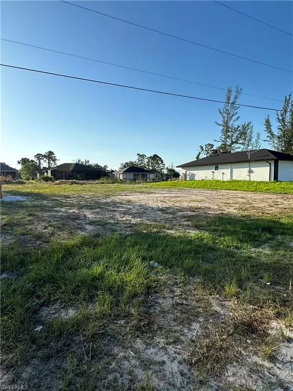 3519 17th AVE, Cape Coral, FL 33909