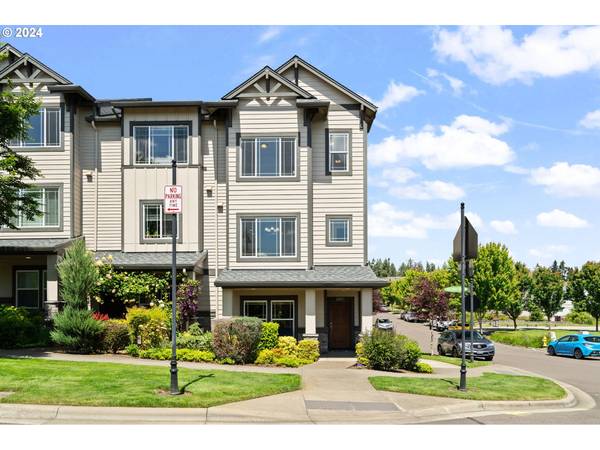 28601 SW VILLEBOIS DR, Wilsonville, OR 97070