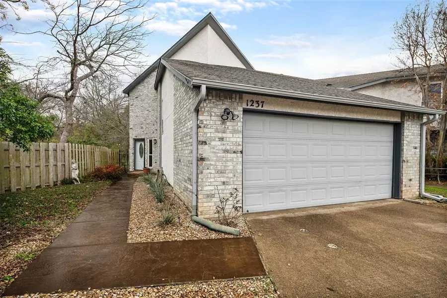 1237 Forest Cove Lane, Garland, TX 75040