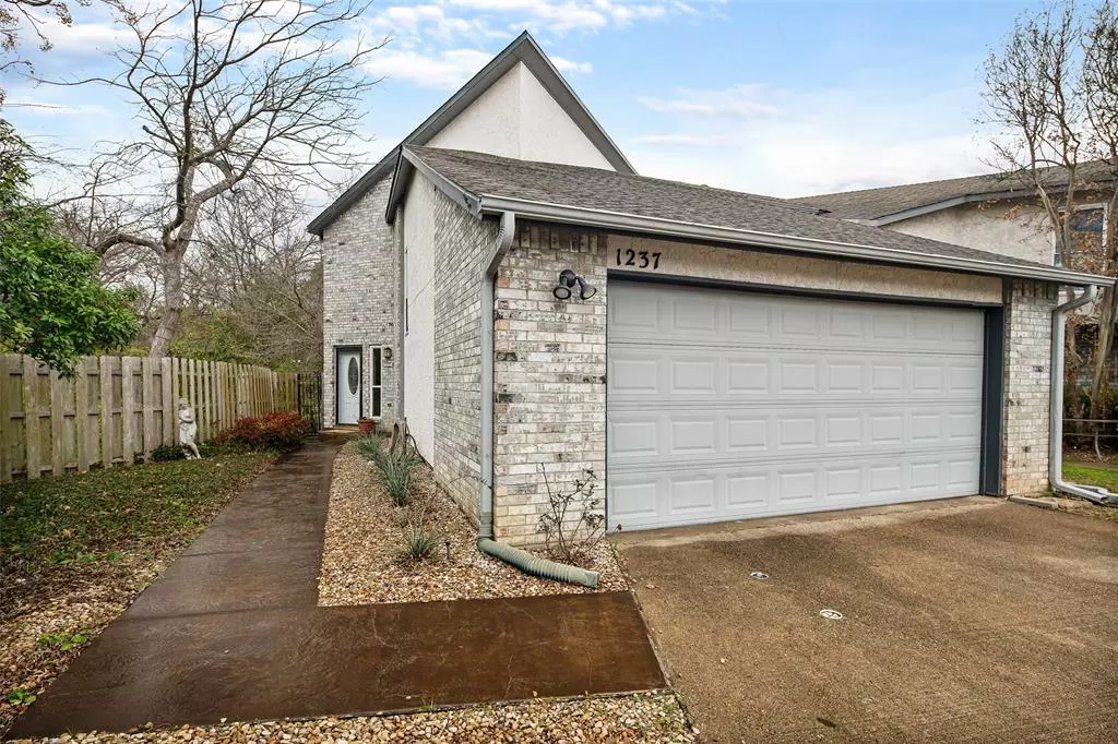 Garland, TX 75040,1237 Forest Cove Lane