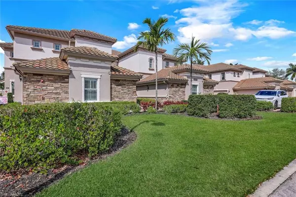 Naples, FL 34120,8839 Nautical Landing CIR 201