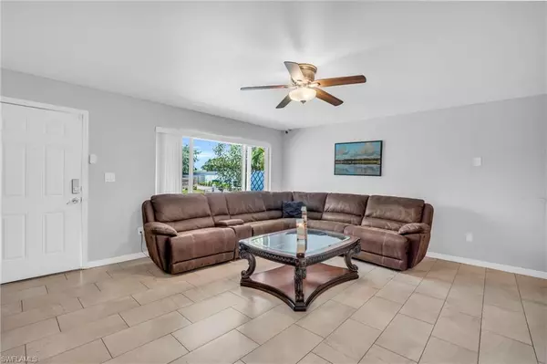 Naples, FL 34104,883 Coconut CIR E