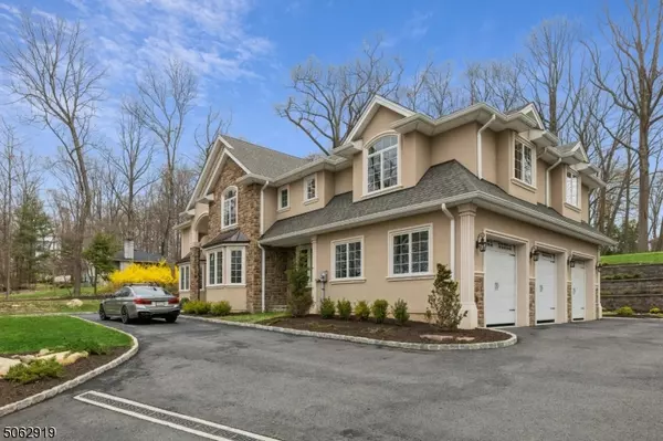 Upper Saddle River Boro, NJ 07458,28 Lilline Ln