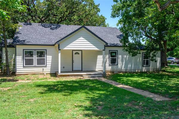 401 W Hughes Street, Collinsville, TX 76233